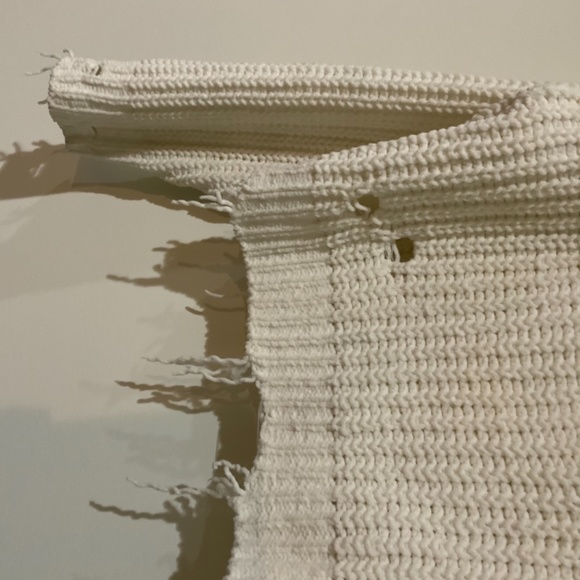 Cropped distressed knit sweater - Picture 2 of 4
